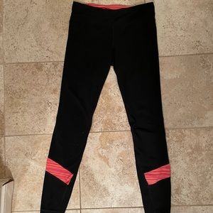 Under Armour All-Season Leggings with pink Stripes